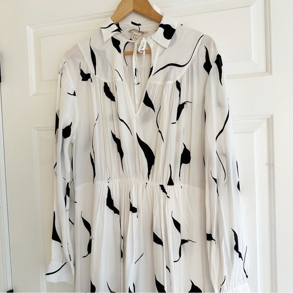 H&M Long Sleeve Peasant White Black Patterned Midi Dress Size 4 - Picture 5 of 10